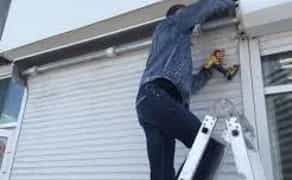 Терміновий ремонт Ролет та Воріт.