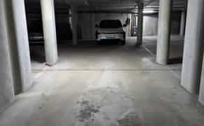 Паркомісце в ЖК "Cardinal" — зручний заїзд