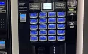 Вендинговий автомат Saeco для приготування гарячих напоїв