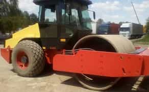 Грунтовий каток