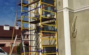 Вишка, тури , будівельні ліса