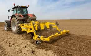 Плуг BEDNAR Terraland TN 3000.