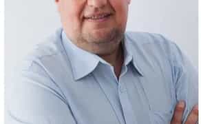 Допомога в виїзді чоловіків за кордон. Консультація адвоката.