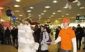 Роздача листівок Київ