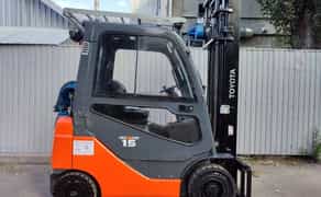 Навантажувач TOYOTA 06-8FG15F