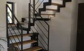 Сходи - Сходи міжповерхові, внутрішні, зовнішні, парадно-вхідні.