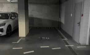 Паркомісце на охоронюваній території