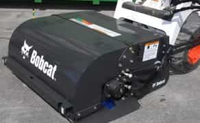 Щітка з бункером (бункерна підмітальна машина) для спецтехніки