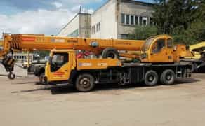 Послуги Автокрана QY25K5 (25 тонн). Стріла 38 метрів. Надійна Техніка для Будівництва!