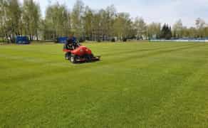 Самохідна барабанна газонокосарка JACOBSEN Tri-King 1900D