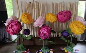 Ростові квіти для фотозони, квіти з ізолону, фоамірану, органзи, декор, ростових фігур, декор для свят, дитячих день народжень, оформлення весілля