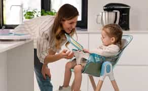 Клінінг столика для годування дітей