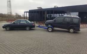 Підкатний візок для евакуації автомобілів.