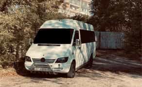 Пасажирські перевезення з водієм