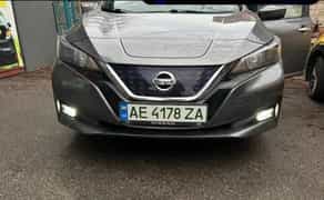 Ниссан лиф 2 2018г. 40кВЕБАСТО. Батарея в порядке. Кожаный салон.