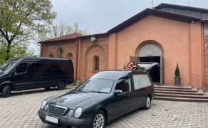 Катафалк , Перевезення померлих по Київській області, по Україні.