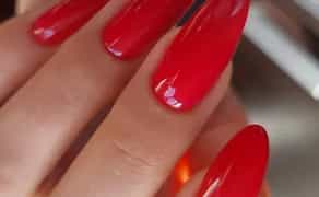 Манікюр за 1 годину, нарощування нігтів.