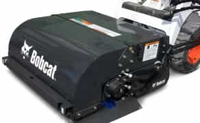 Щітка з бункером Bobcat 72. Забезпечує замітання, вивантаження сміття