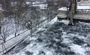 Прибирання снігу з даху будь-якої складності