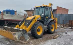 Екскаватор-навантажувач JCB 4CX послуги спецтехніки.