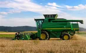  Збирання врожаю пшениця, соя, ріпак комбайном John Deere 9780