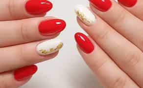 Маникікюр, нарощення нігтів. Севастопольська площа світло є.