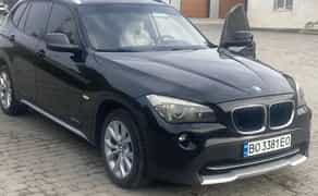 Автомобіль BMW F11 2017 року преміум класу