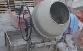 Бетономішалка, бетонозмішувач, будівельний інструмент