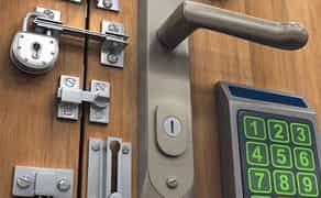 Замена дверных замков.установка новых.служба вскрытия замков, дверей.