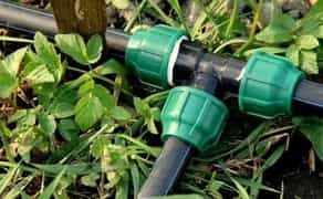 Заміна водопроводу на пластиковий.