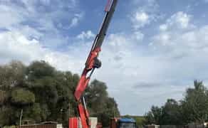 Автокран маніпулятор