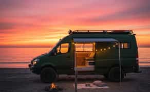 Автобудинок для подорожей удвох