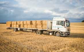 Тюкування сіна с. Левків, Житомирська обл