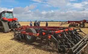 Плуг професійний CASE IH Ecolo Tiger