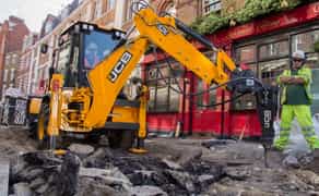 Спецтехніка в Одесі та Одеській області та по Україні . ЯМОБУР на базі екскаватора-навантажувача JCB 3CX