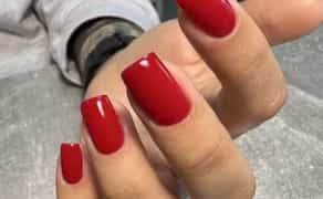 Професійний манікюр і педикюр, нарощування нігтів Мінська