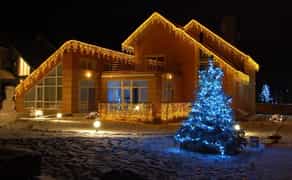 Новорічна ілюмінація, Прикрасити будинок гірляндами. 1 000 грн.