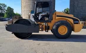 Каток дорожній