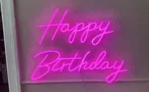 Надпис Happy Birthday