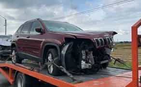 Послуги евакуатора цілодобово 24/7