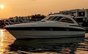 Катер-яхта Bavaria 37 Sport HT VIP ресторан Заферано Золоче