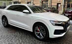 037 Позашляховик на весілля Audi Q8 S Line біла