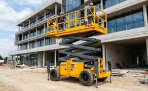 Дизельний ножничний підйомник Haulotte 15SXL