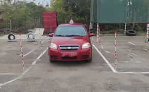 Інструктор-викладач із водіння