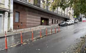 Зручне паркомісце в підземному паркінгу