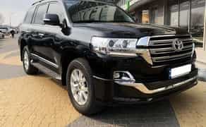 256 Джип Toyota Land Cruiser 200 4.5d на весілля