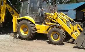 Екскаватор-навантажувач