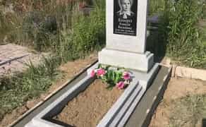 Пам'ятники з мармуровою крихти.Встановлення, реставрація, плитка.