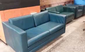 Меблі!! Дивани, крісла та столи.