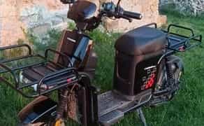 Електроскутер електровелосипед crosser max